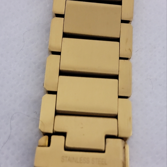 Burberry women's watch - Picture 8 of 14